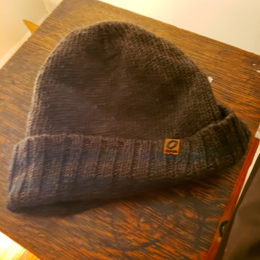 Knitted touque